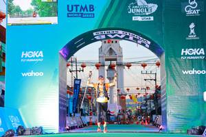 BIB: 102
                            <button type="button" onclick="openModal(21814297)" class="btn btn-primary btn-sm float-right btn-popup" data-toggle="modal" data-target=".modal-high-quality">
                        <i class="fas fa-shopping-cart"></i> Add to Cart
                    </button>
                                            <button type="button" onclick="isThisMe(21814297, true)" class="btn btn-success btn-sm float-right btn-popup btn-isme hidden" data-toggle="tooltip" data-placement="bottom" title="นี่คือรูปของคุณใช่ไหม คลิกที่นี่เพื่อเอาเข้าอัลบั้ม">
                        <i class="fas fa-plus"></i> Add to album
                    </button>
                    <button type="button" onclick="isThisMe(21814297, false)" class="btn btn-warning btn-sm float-right btn-popup btn-isnotme hidden">
                        <i class="fas fa-ban"></i> Remove from album
                    </button>